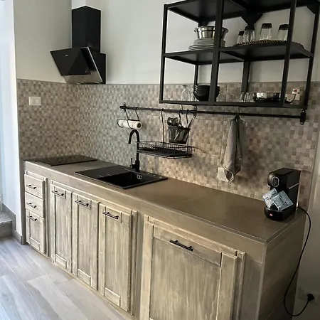 Rossella Silver House Минтурно
